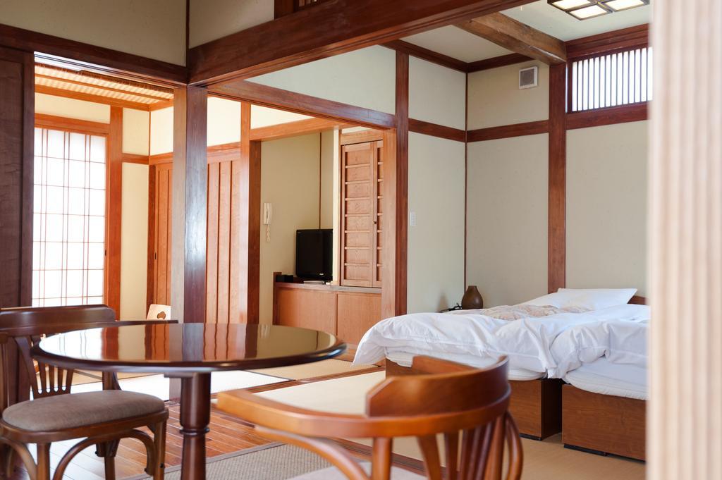 Oyado Sakuratei Hotel Yufu Exterior photo