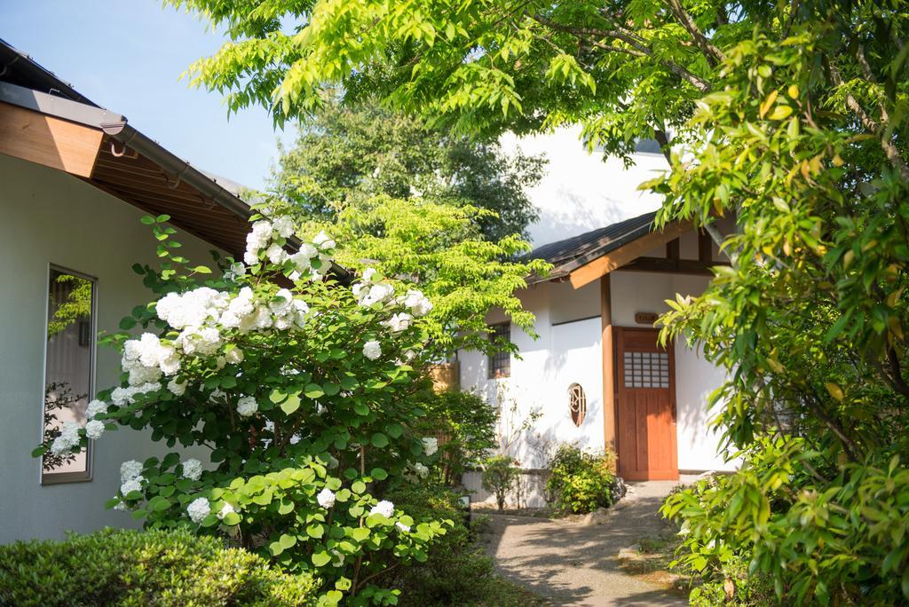 Oyado Sakuratei Hotel Yufu Exterior photo