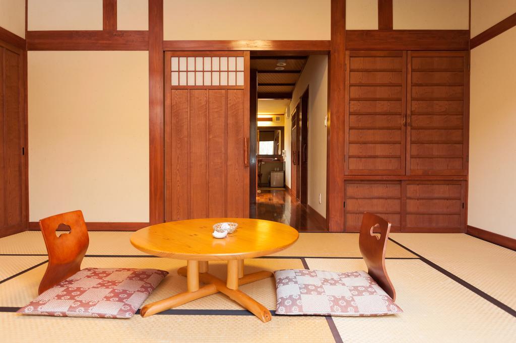Oyado Sakuratei Hotel Yufu Exterior photo
